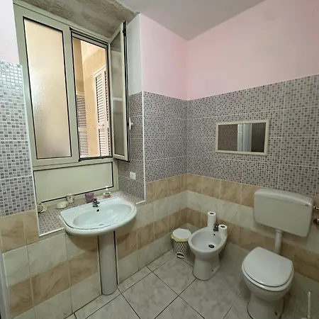 In The Heart Of Ortigia Apartment *