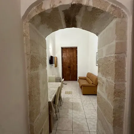 In The Heart Of Ortigia * Syracuse