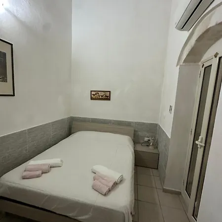 Apartment In The Heart Of Ortigia Syracuse